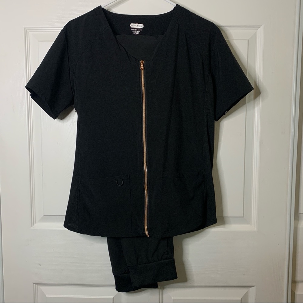 Women’s Tapered Fit Four Way Stretch Scrubaid Work Scrubs Black